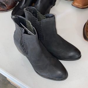 Sbicca booties
